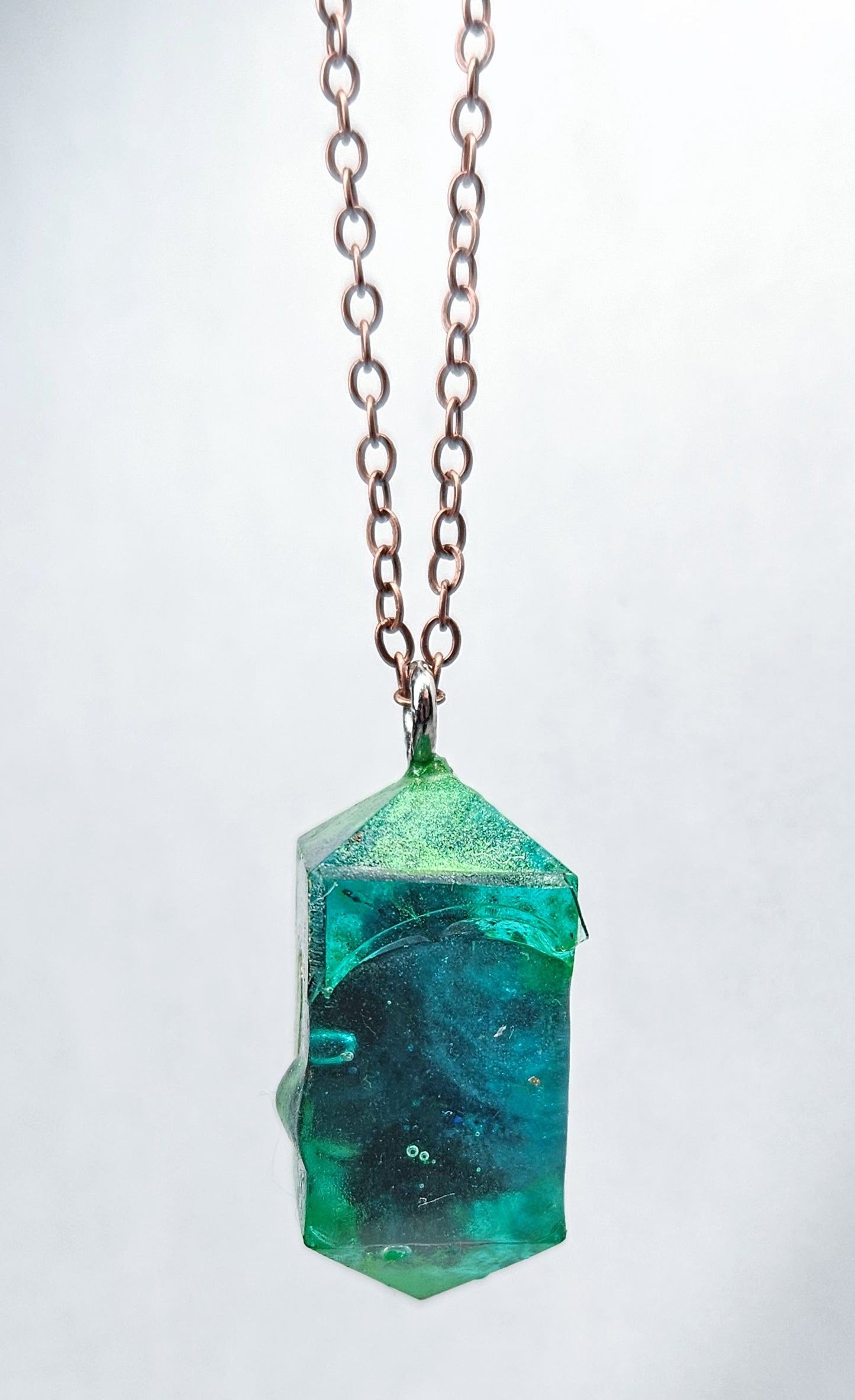 POND WATER D4 Necklace